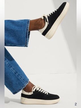 Rothy's The Court Sneaker - Black Signature Knit w/ Off-White Laces , size 8